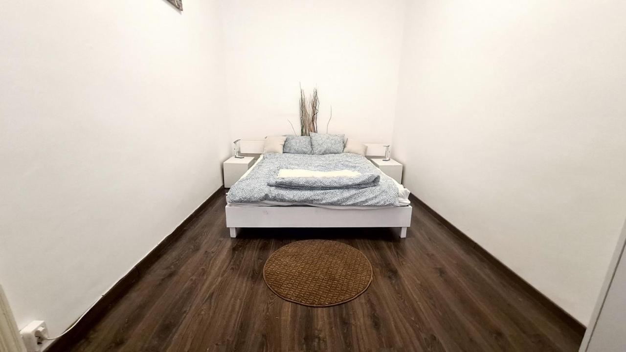 Apartmán Downtown Akacfa Budapešť Exteriér fotografie
